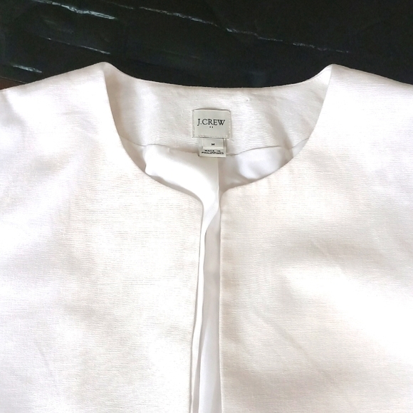 🎉White Linen/Cotton Jacket, J Crew with Pom Pom trim. Size M . Worn once.